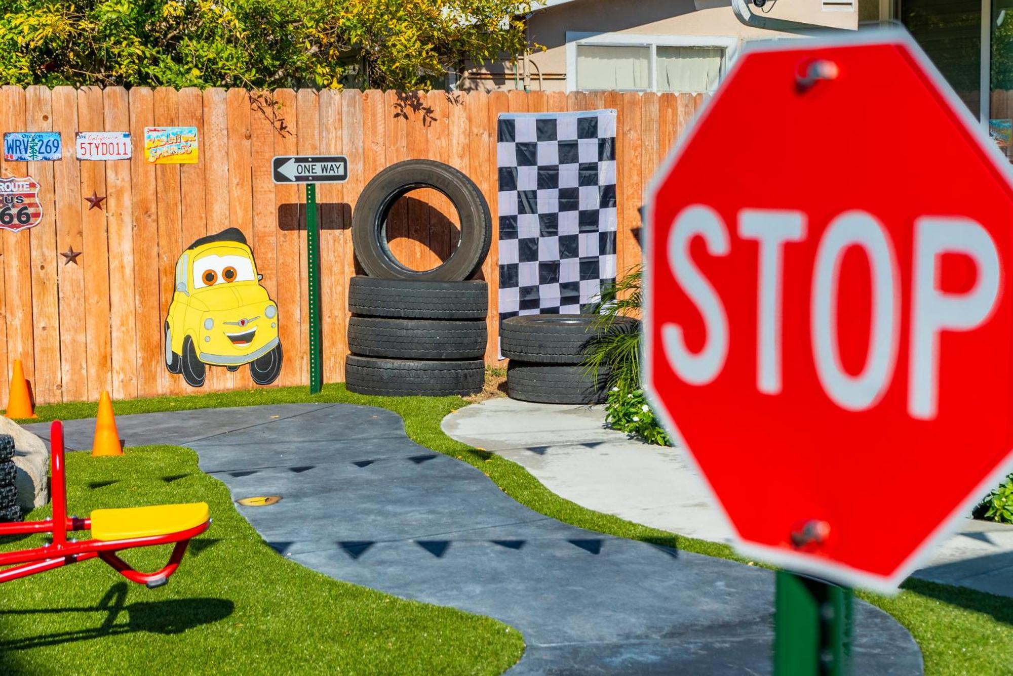Safari Adventure: Arcade, Golf, Playground, Cars & More! Garden Grove Exterior photo